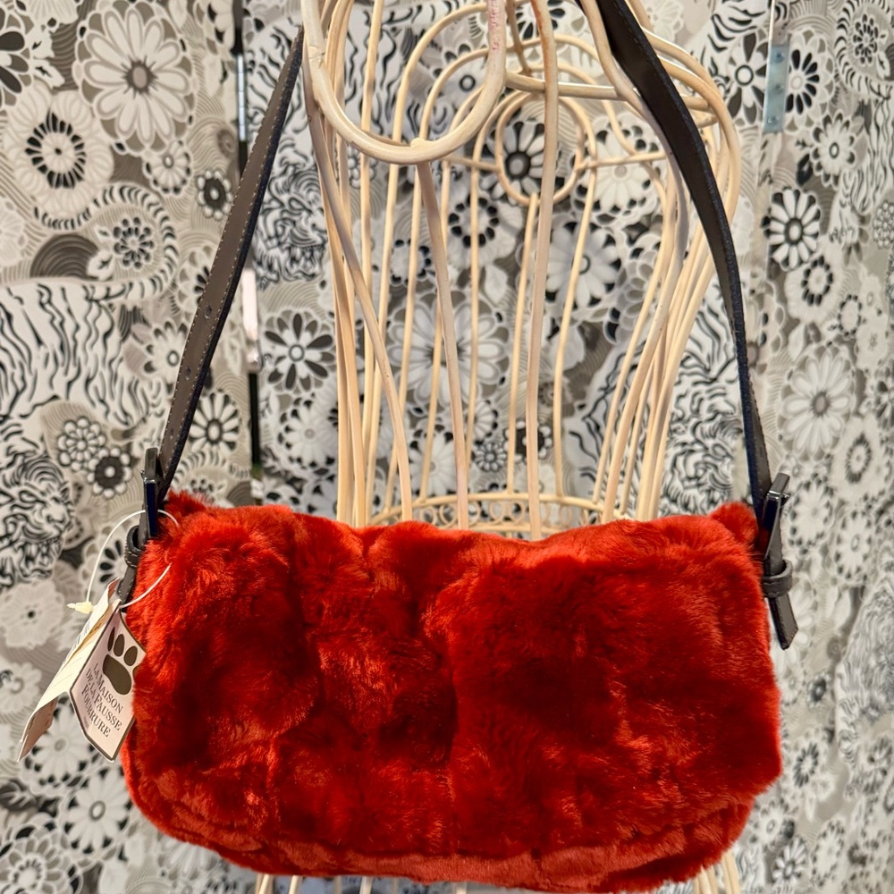 Luxurious  Parisian Red Faux Fur Shoulder Bag